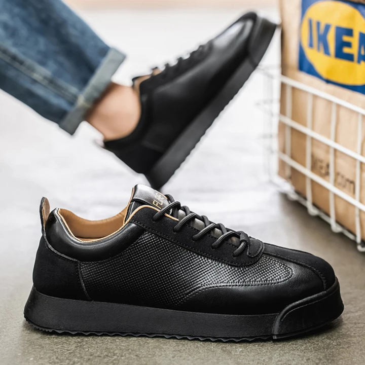 The Woodmere Men’s Retro Faux Leather Casual Comfort Lace Up Shoes