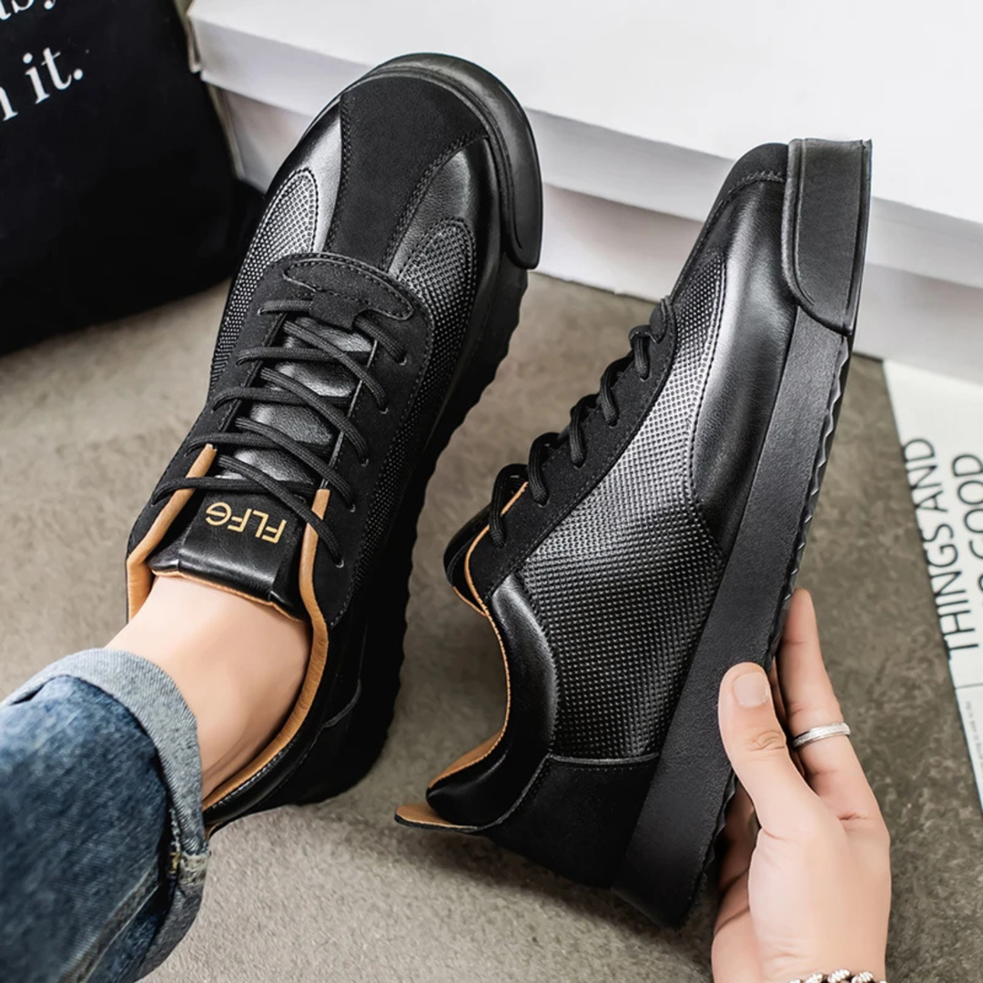 The Woodmere Men’s Retro Faux Leather Casual Comfort Lace Up Shoes