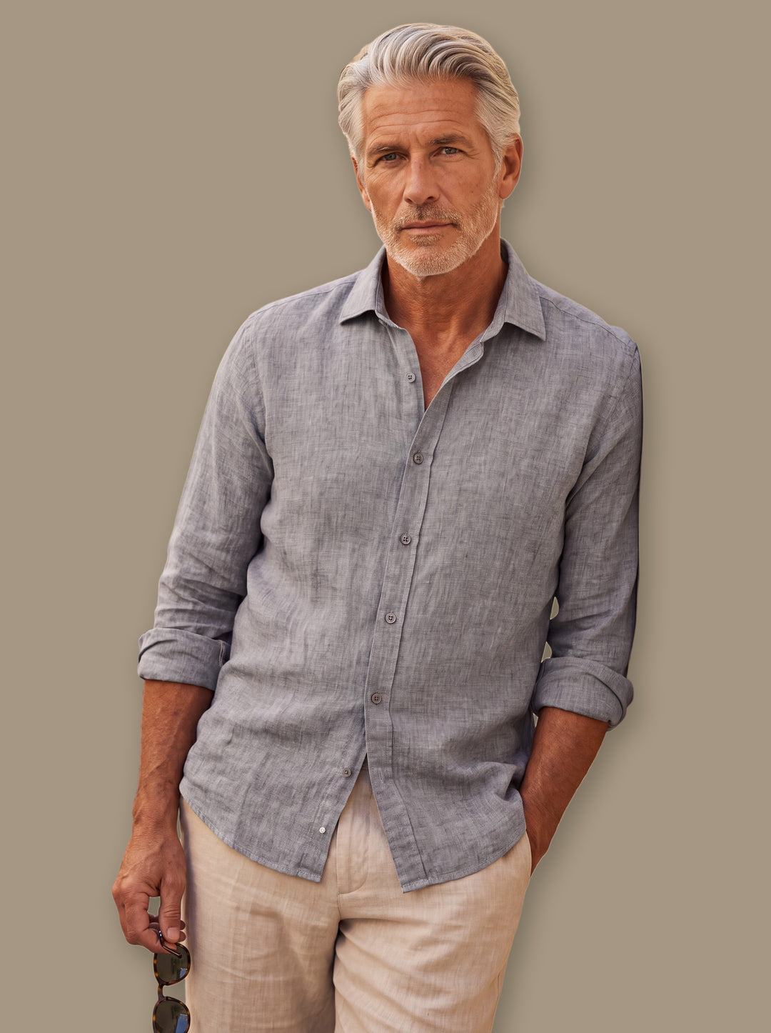Bennett linen shirt in Grey, studio - Gentlemens Manor