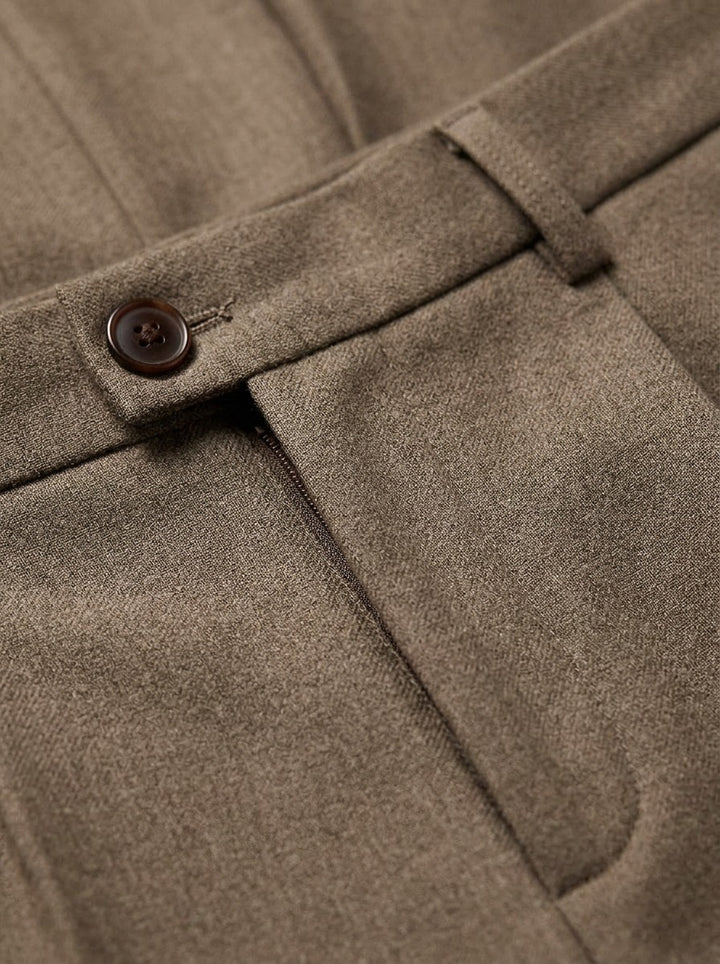 Benton slim tapered pleated trousers, fabric close up, Gentlemens Manor
