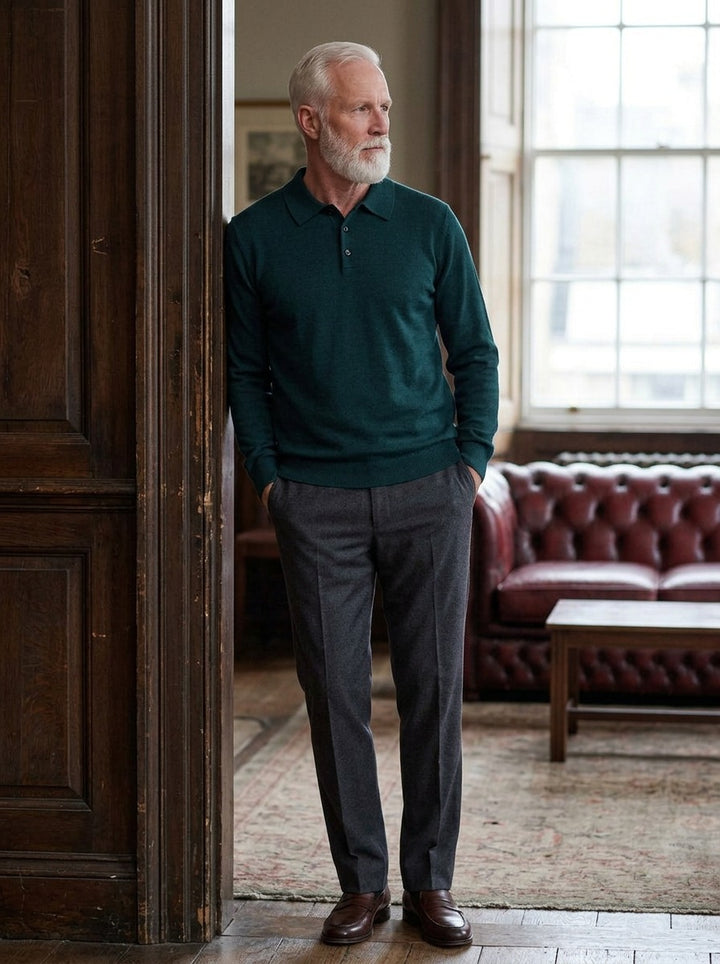 Bristow sweater in Green, lifestyle in a club reading room, Gentlemens Manor