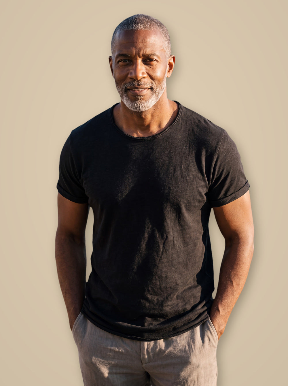 Bryce basic tee in Black, studio - Gentlemens Manor