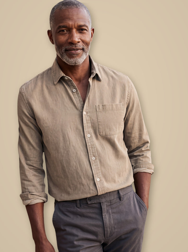 Byron casual shirt in Sand, studio - Gentlemens Manor