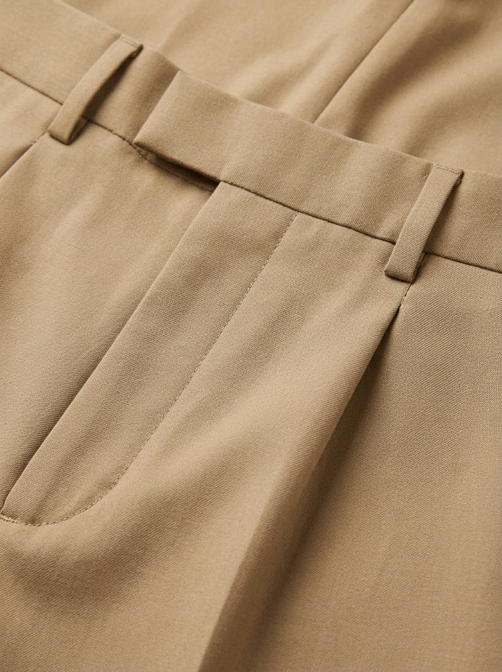 Calder pleated dress pants, fabric close up, Gentlemens Manor