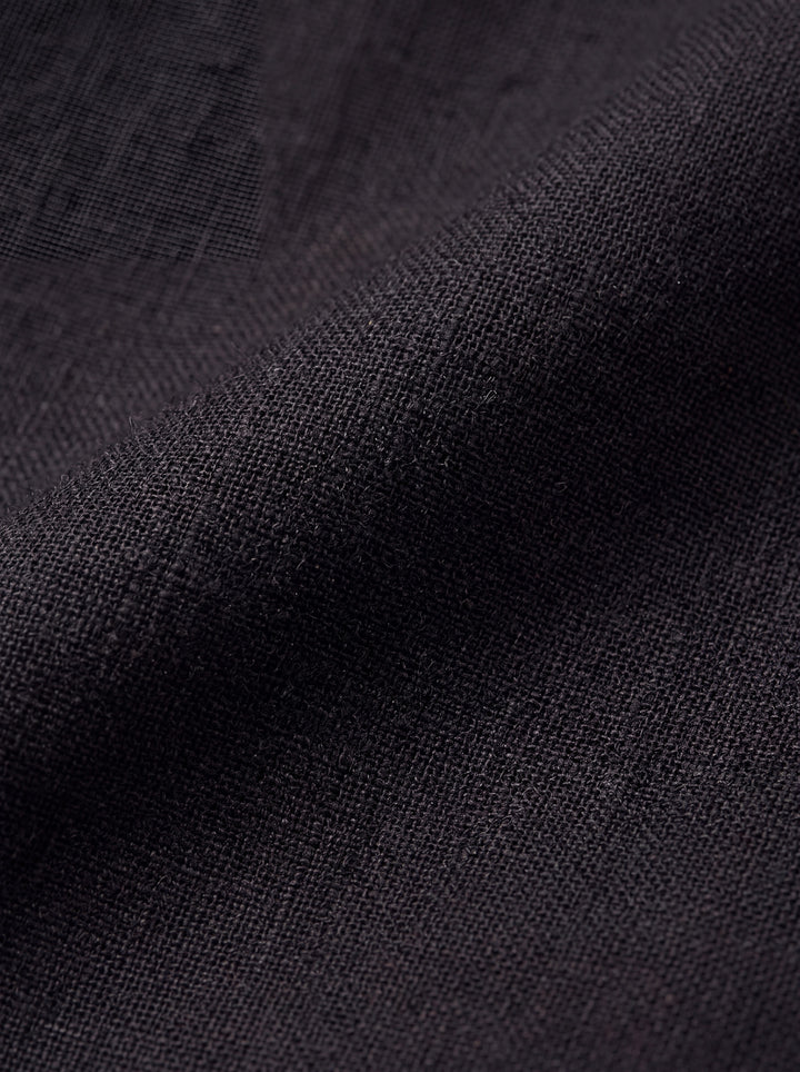 Calvin shirt fabric detail close-up - Gentlemens Manor