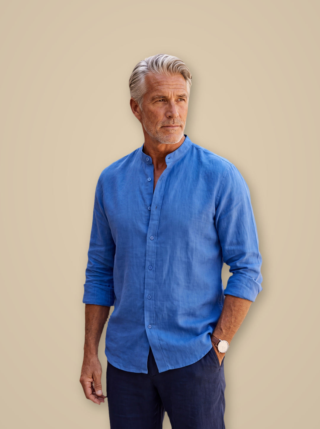 Carl linen shirt in Blue, studio - Gentlemens Manor