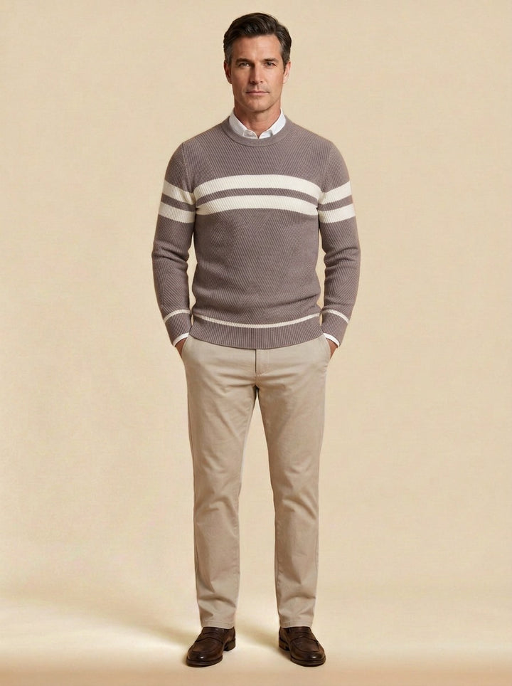 Carrington sweater in Beige, studio, Gentlemens Manor