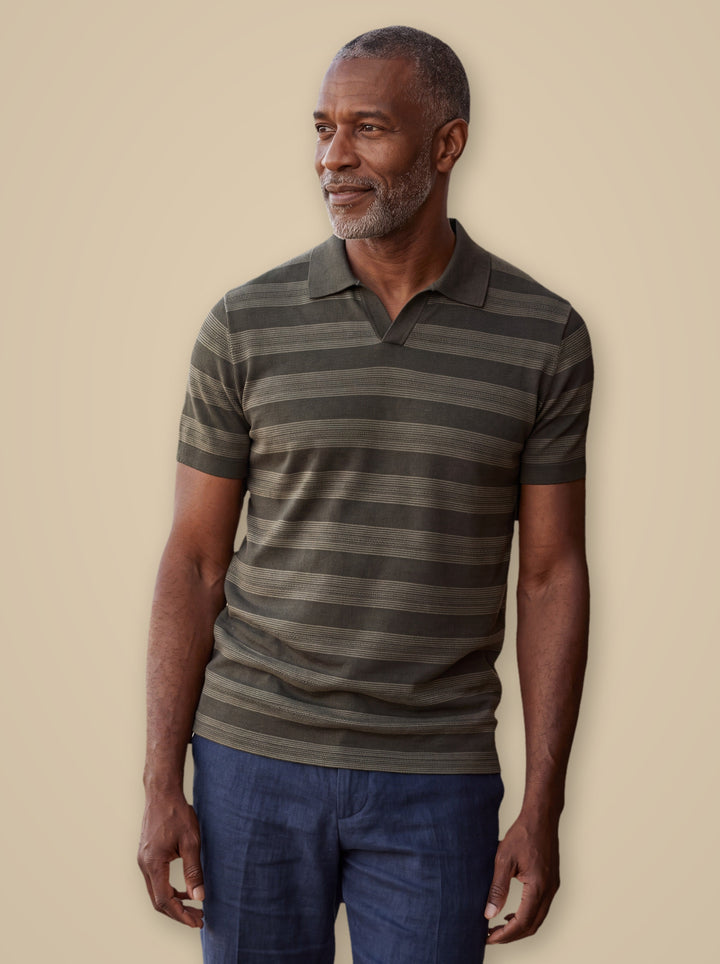 Carson polo shirt in Olive, studio - Gentlemens Manor