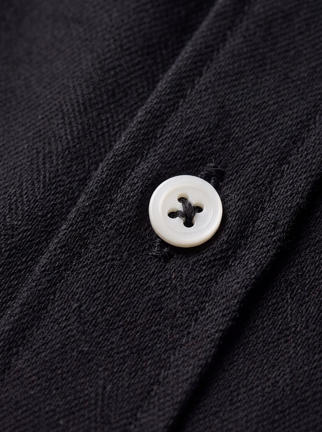 Cary shirt fabric detail close-up - Gentlemens Manor