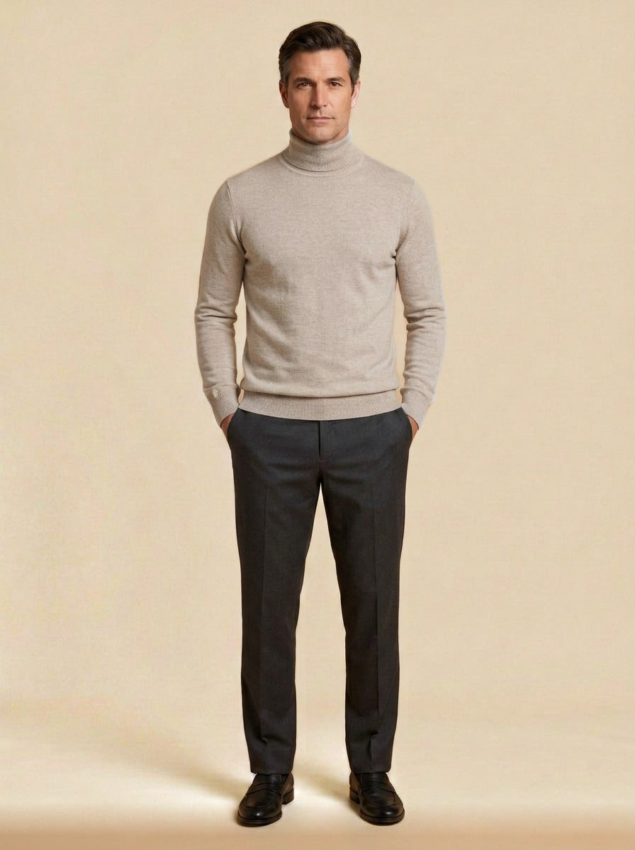 Danvers sweater in Beige, studio, Gentlemens Manor