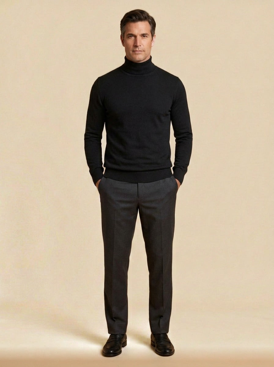 Danvers sweater in Black, studio, Gentlemens Manor