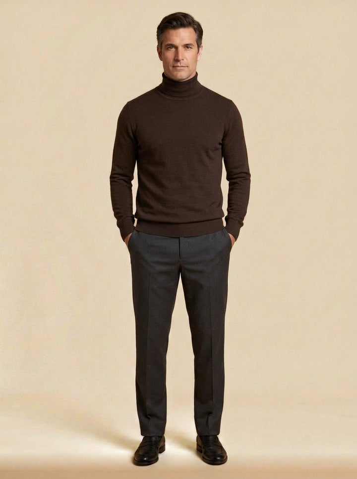 Danvers sweater in Brown, studio, Gentlemens Manor