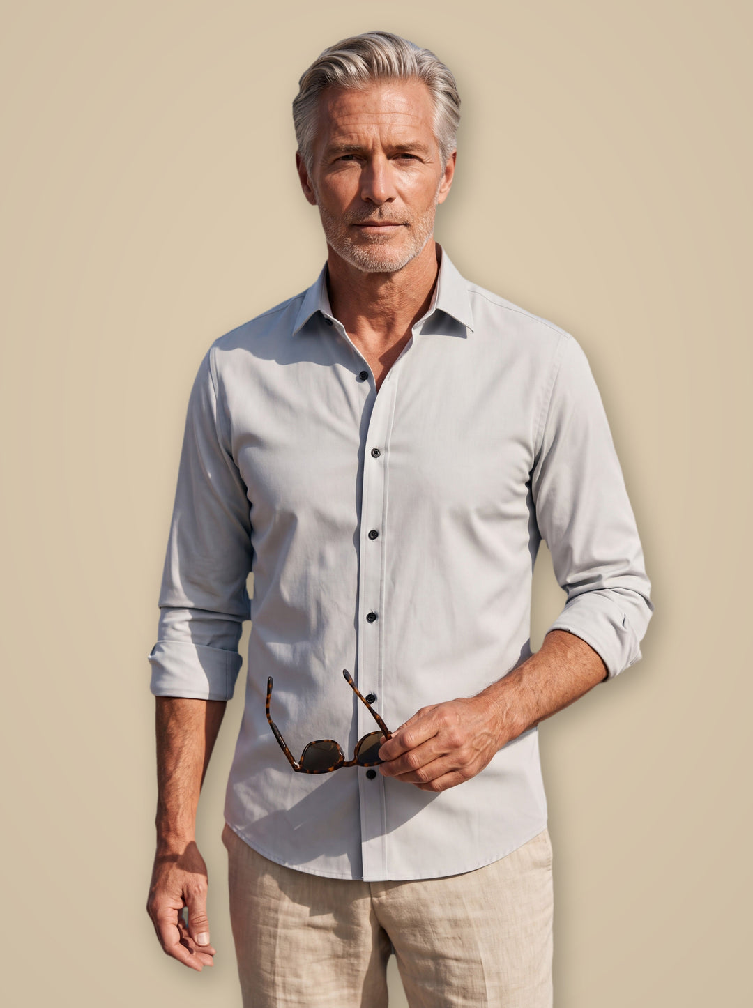 Desmond dress shirt in Light Grey, studio - Gentlemens Manor