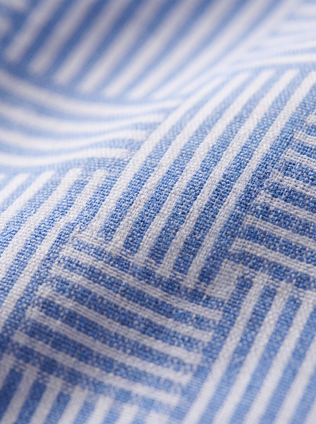 Dewey shirt fabric detail close-up - Gentlemens Manor