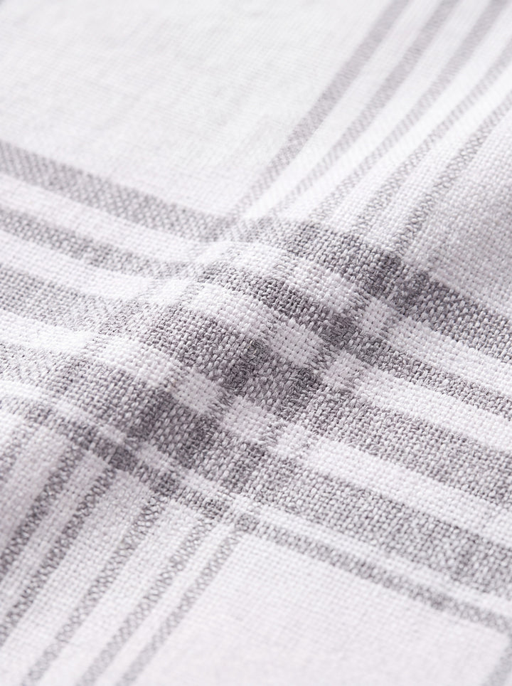 Dexter shirt fabric detail close-up - Gentlemens Manor