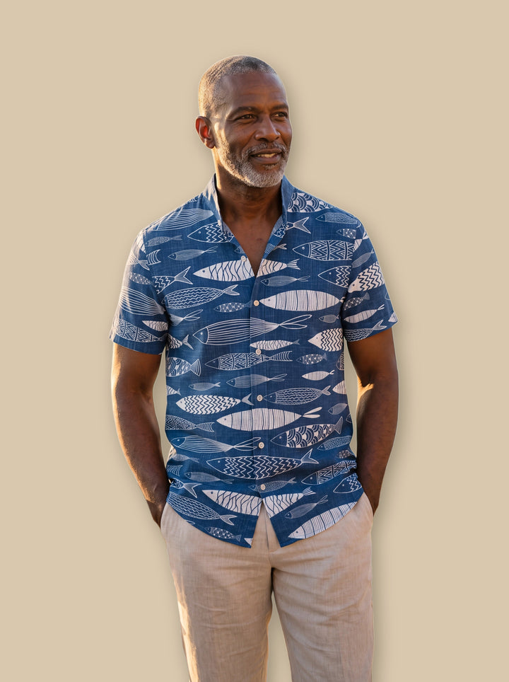 Dwight beach shirt in Navy, studio - Gentlemens Manor