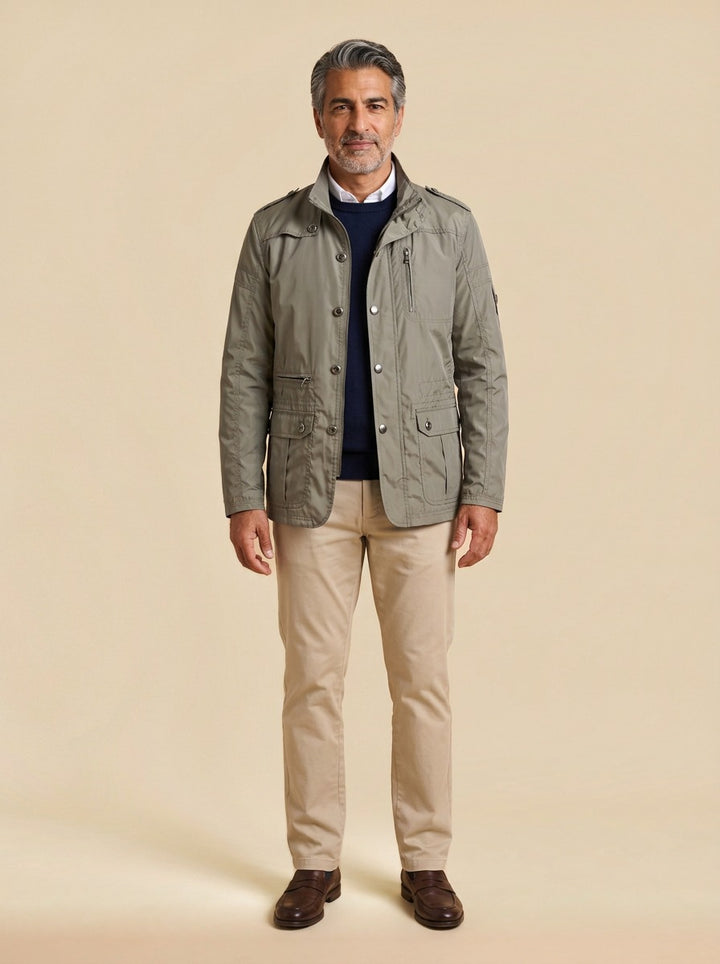 Eaton stand collar field jacket in Khaki, studio, Gentlemens Manor
