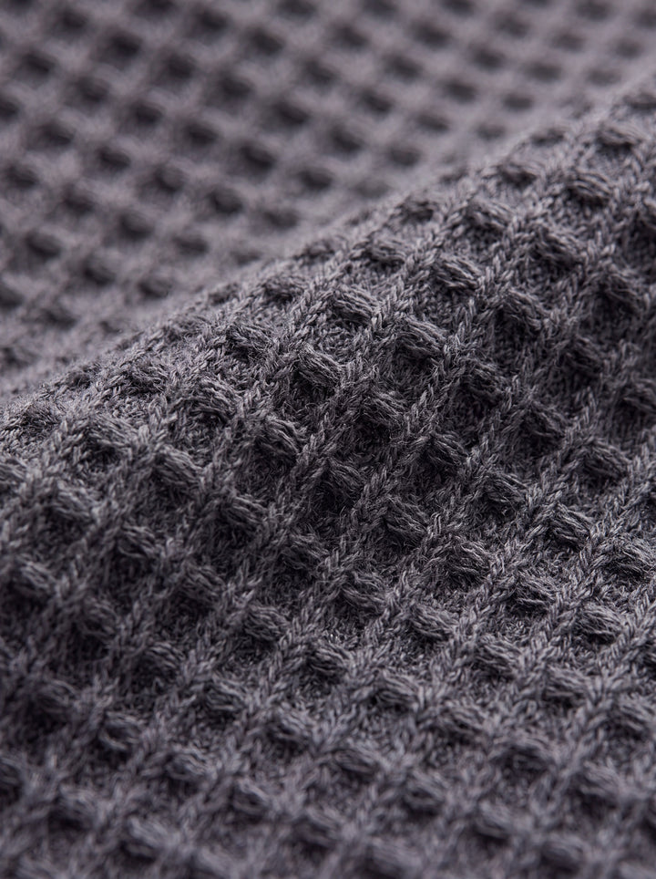 Ellis two-piece set fabric detail close-up - Gentlemens Manor