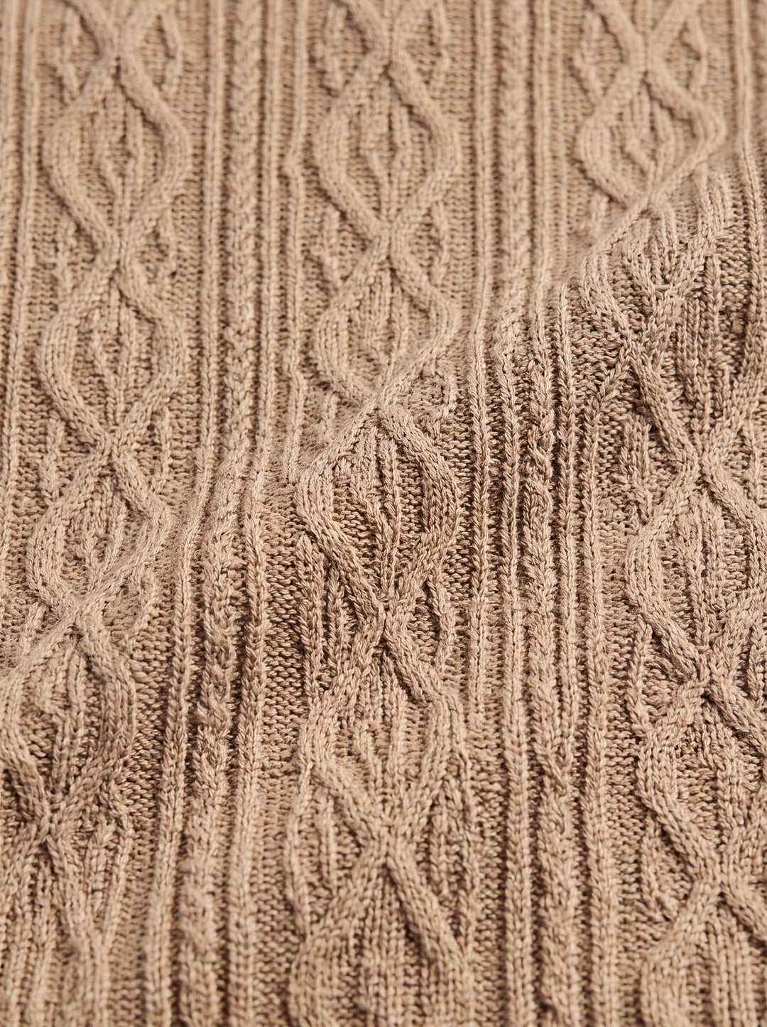 Elton two-piece set fabric detail close-up - Gentlemens Manor