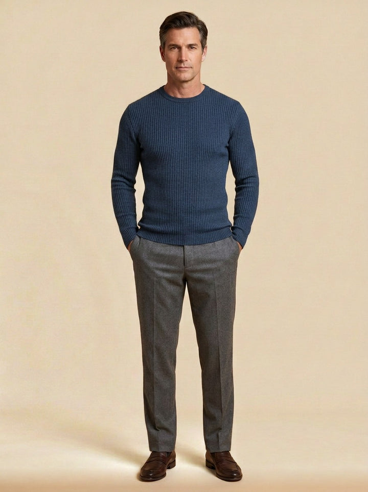 Farrow crew neck sweater in Navy, studio, Gentlemens Manor