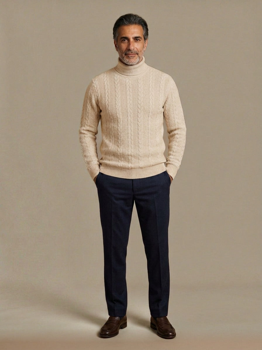 Halsey sweater in Beige, studio, Gentlemens Manor