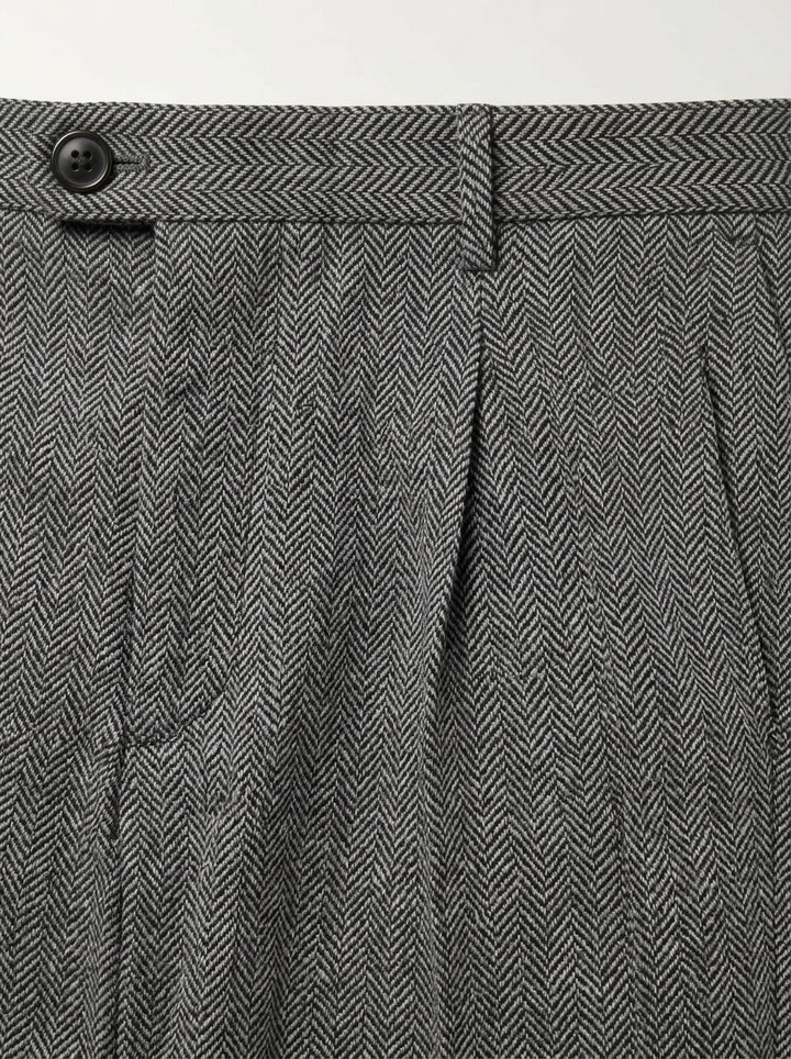 Harcourt herringbone pleated trousers, fabric close up, Gentlemens Manor