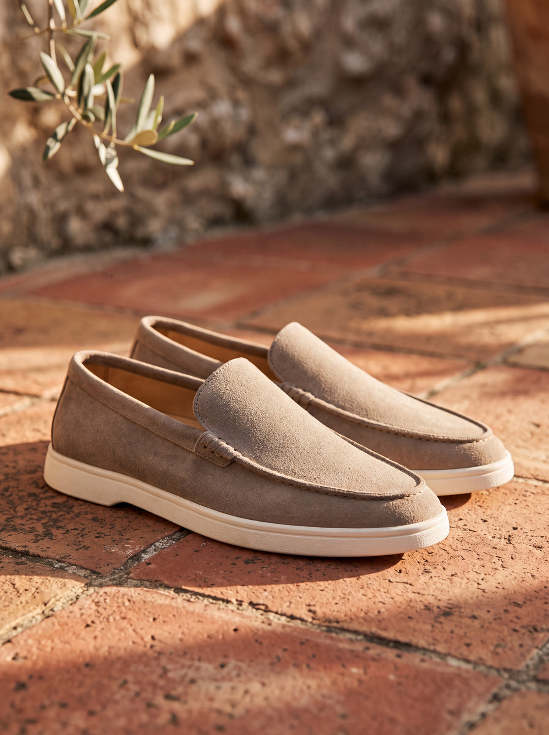 Hartley loafers in Beige, Mediterranean setting - Gentlemens Manor lifestyle