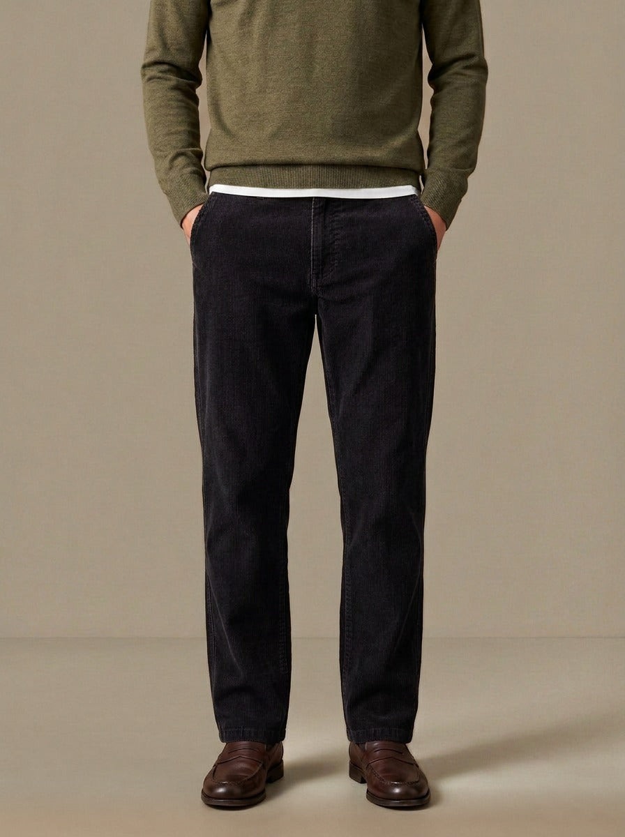 Howell wide wale corduroy pants in Black, studio, Gentlemens Manor
