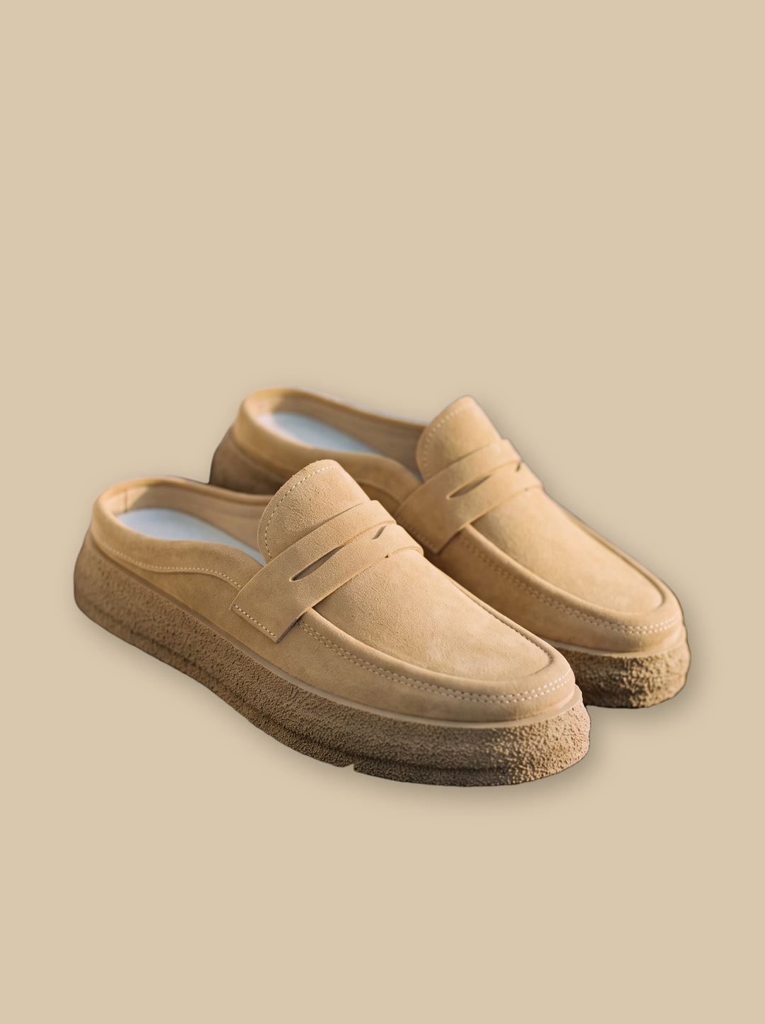 Hubert loafers in Sand, studio - Gentlemens Manor