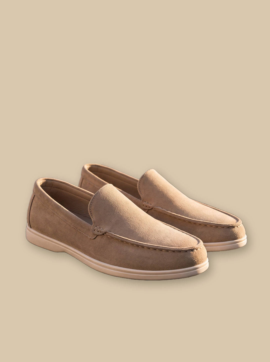 Hudson loafers in Beige, studio - Gentlemens Manor