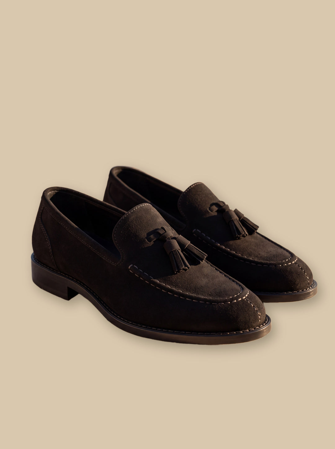 Hunter loafers in Black, studio - Gentlemens Manor