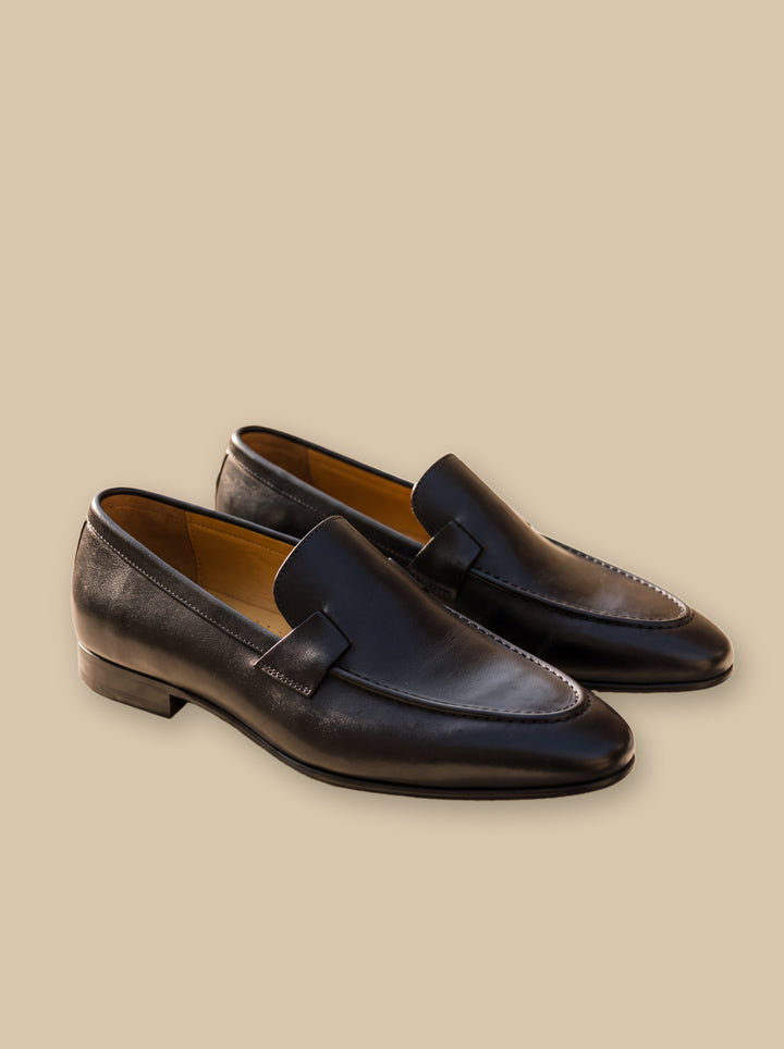 Jared loafers in Black, studio - Gentlemens Manor