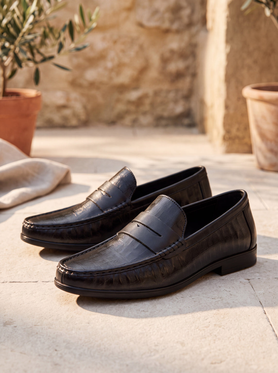 Jerome loafers in Black, Mediterranean setting - Gentlemens Manor lifestyle