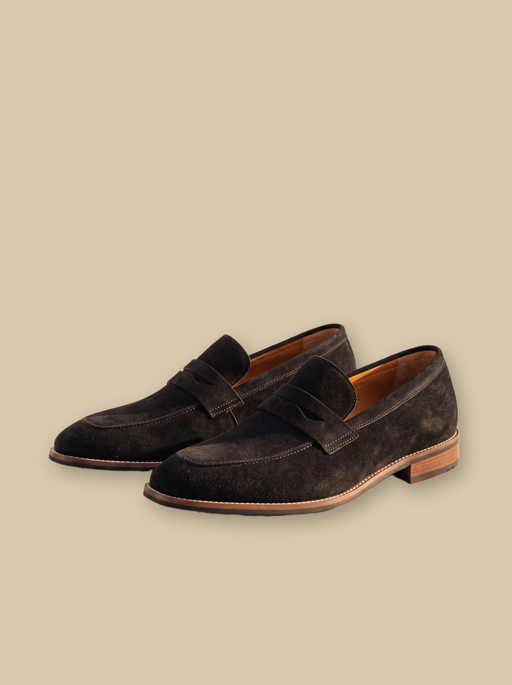 Jude loafers in Black, studio - Gentlemens Manor