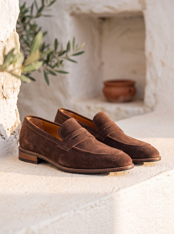 Jude loafers in Brown, Mediterranean setting - Gentlemens Manor lifestyle