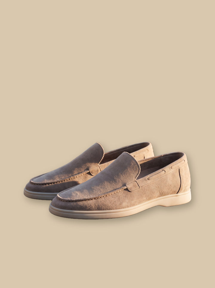 Judson loafers in Beige, studio - Gentlemens Manor