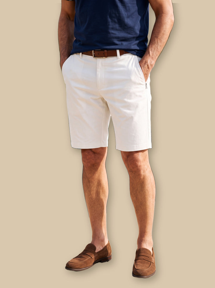 Kermit summer shorts in White, studio - Gentlemens Manor