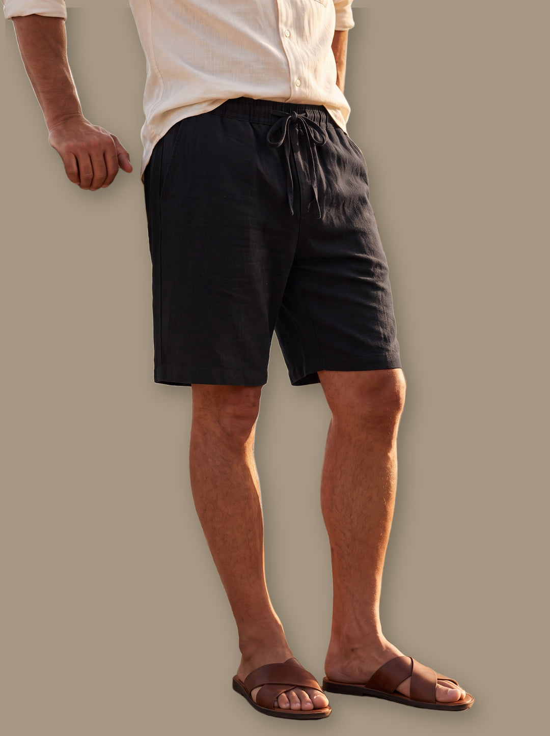 Kingsley beach shorts in Black, studio - Gentlemens Manor