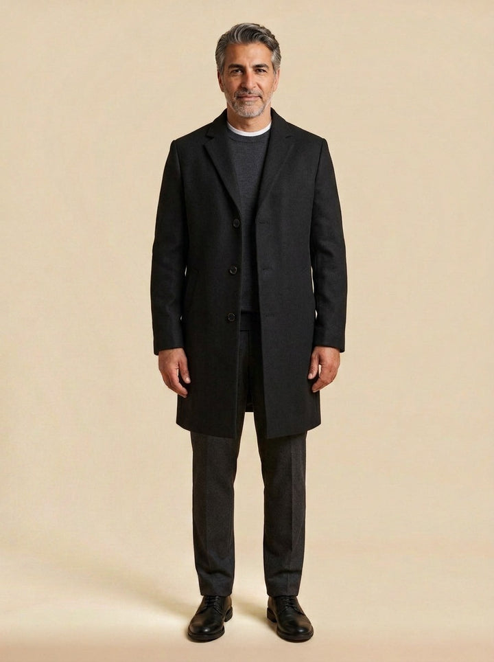 Kirkland coat in Black, studio, Gentlemens Manor