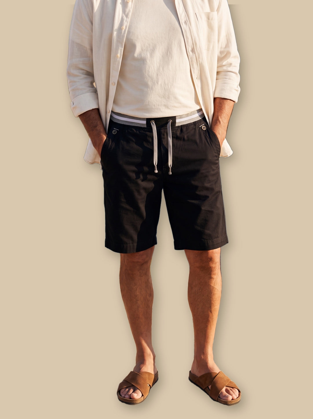 Knox summer shorts in Black, studio - Gentlemens Manor