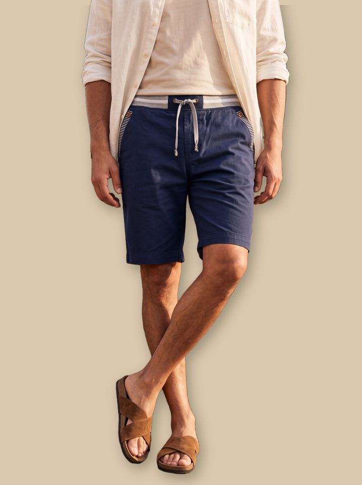 Knox summer shorts in Navy, studio - Gentlemens Manor