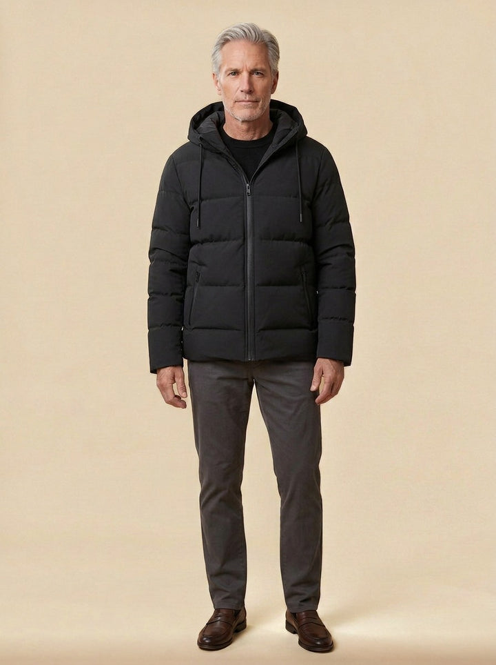 Latham puffer jacket in Black, studio, Gentlemens Manor
