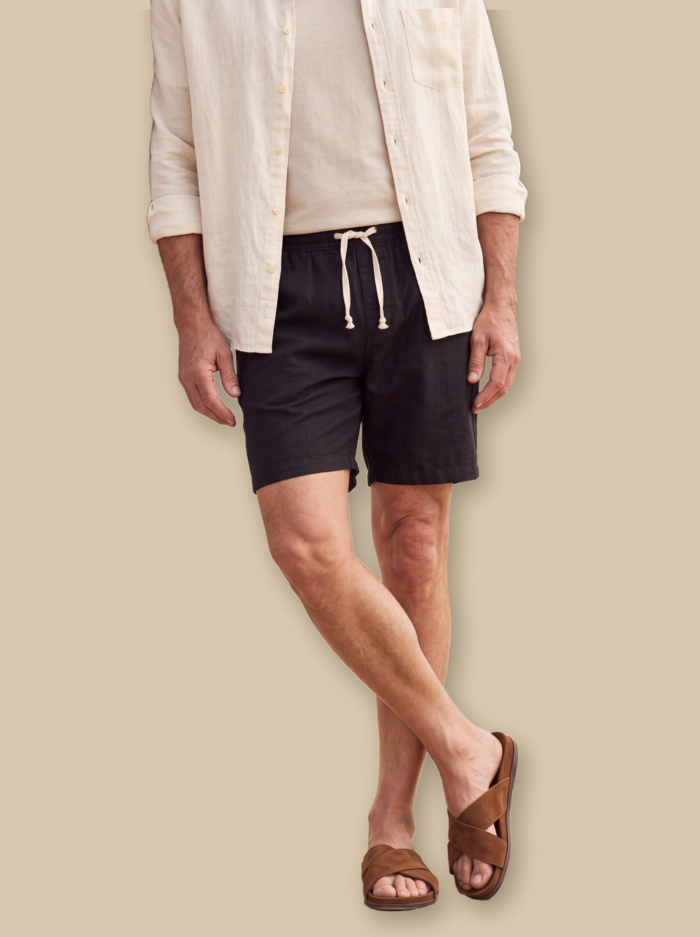 Layton beach shorts in Black, studio - Gentlemens Manor