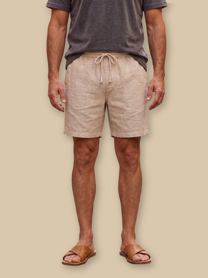 Layton beach shorts in Sand, studio - Gentlemens Manor