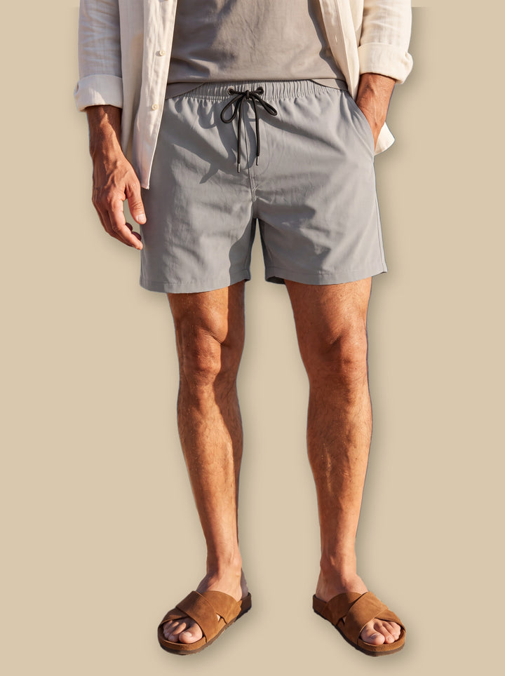 Lloyd summer shorts in Grey, studio - Gentlemens Manor