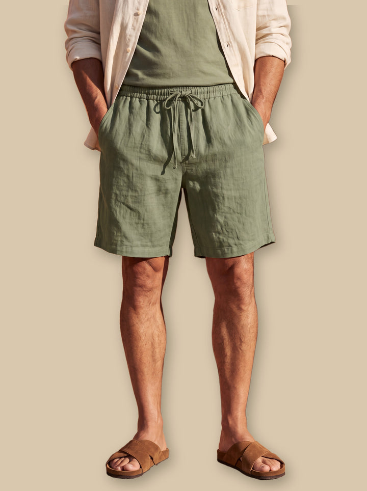 Logan summer shorts in Green, studio - Gentlemens Manor