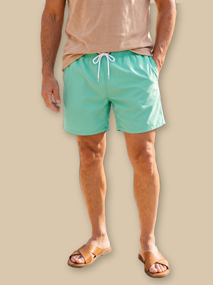 Lonnie summer shorts in Light Blue, studio - Gentlemens Manor