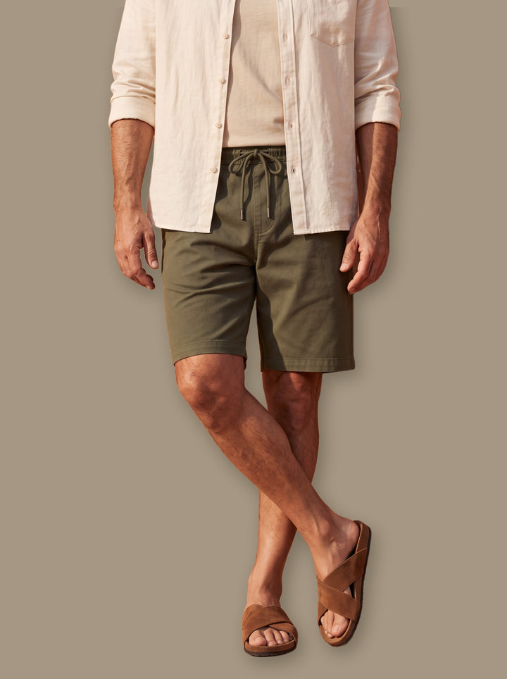 Lucas summer shorts in Olive, studio - Gentlemens Manor