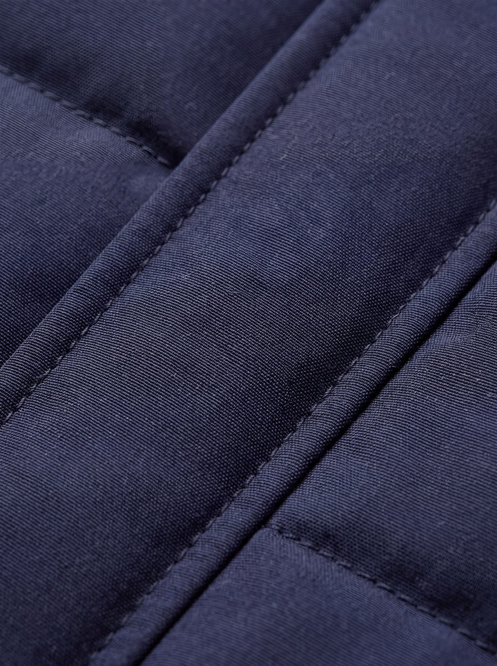 Ned vest fabric detail close-up - Gentlemens Manor