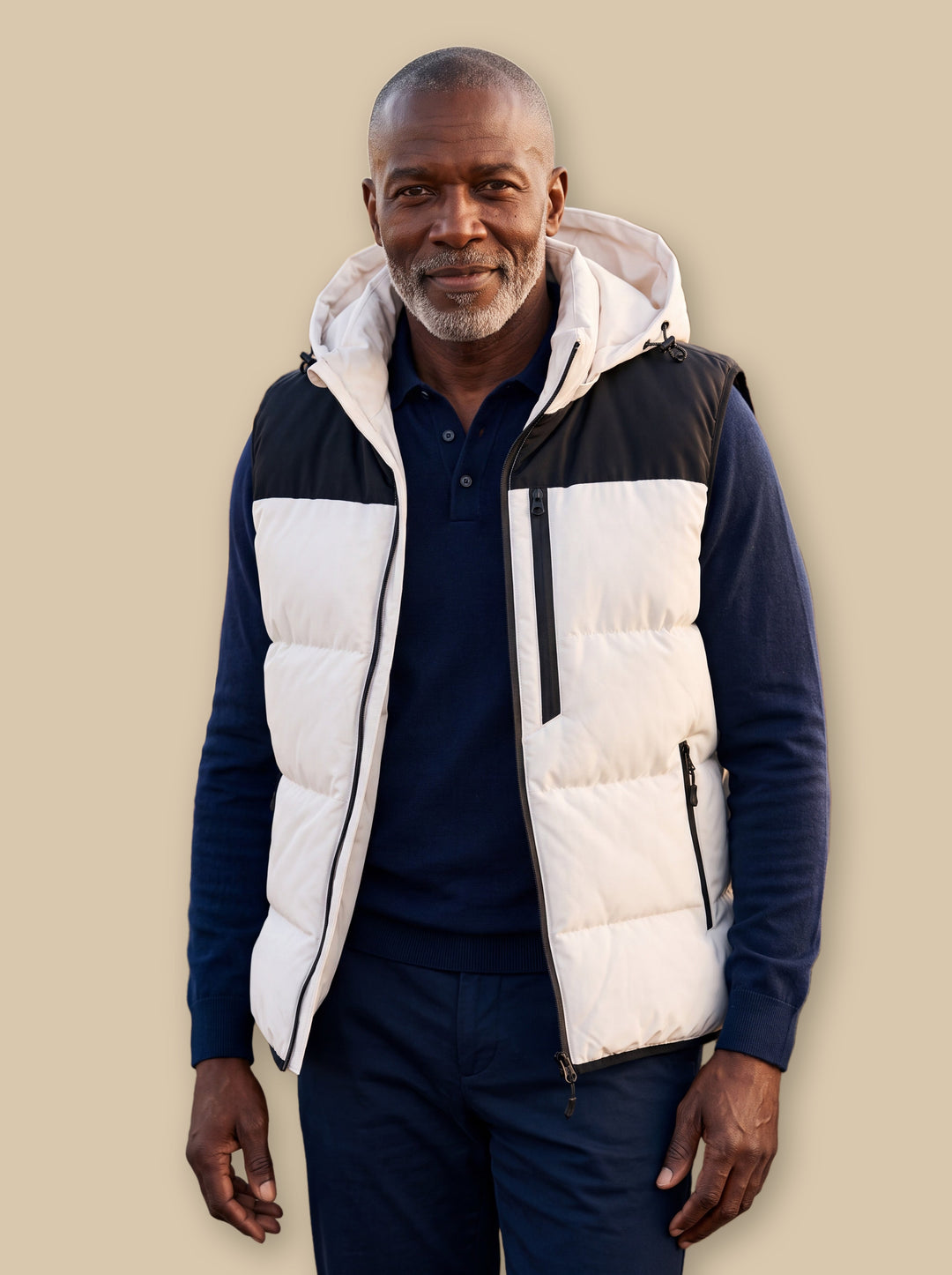 Noah vest in White, studio - Gentlemens Manor